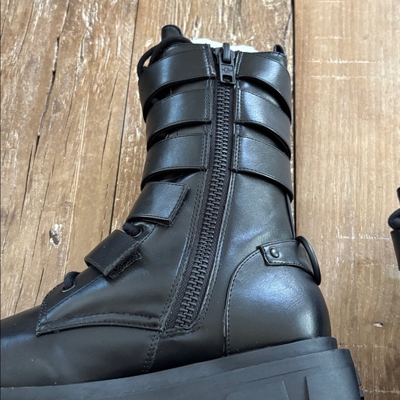 Current Mood Matte Buckke Strap Chunky Combat Boots - NIB - Picture 4 of 10